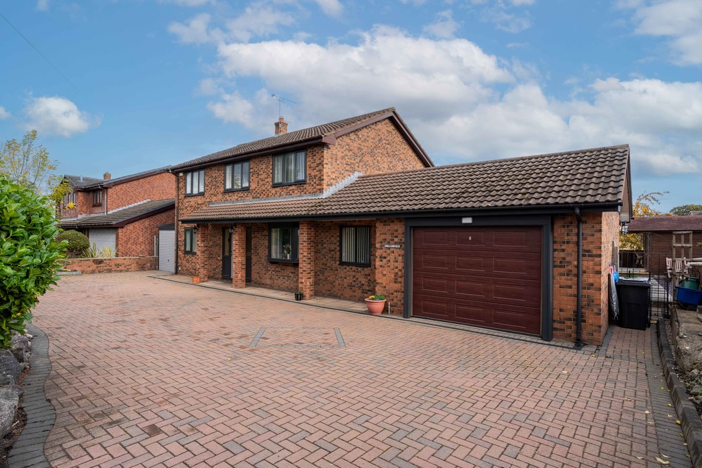 Holywell Road, Ewloe, Deeside